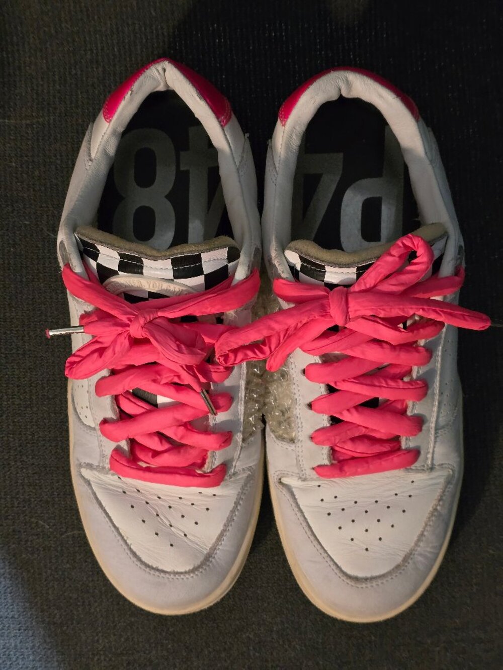 P448 Women's Mason Sneakers White Chess & Bubble Wrap Style Size 10 - Picture 7 of 10